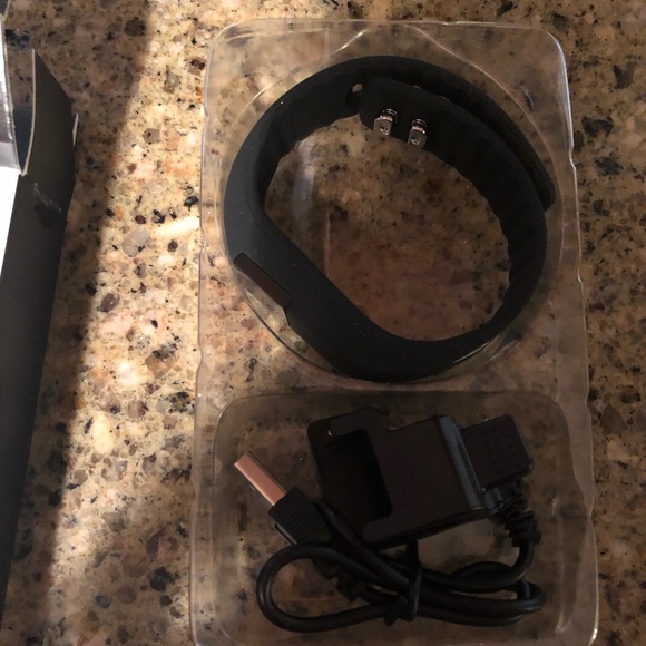 Reebok Accessories - Fitness tracker